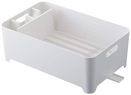 Egouttoir à vaisselle compact, design simple et épuré, signé Yamazaki, en plastique blanc, avec percolateur pour les eaux de rinçage, poignées sur les côtés et compartiment pour couverts
